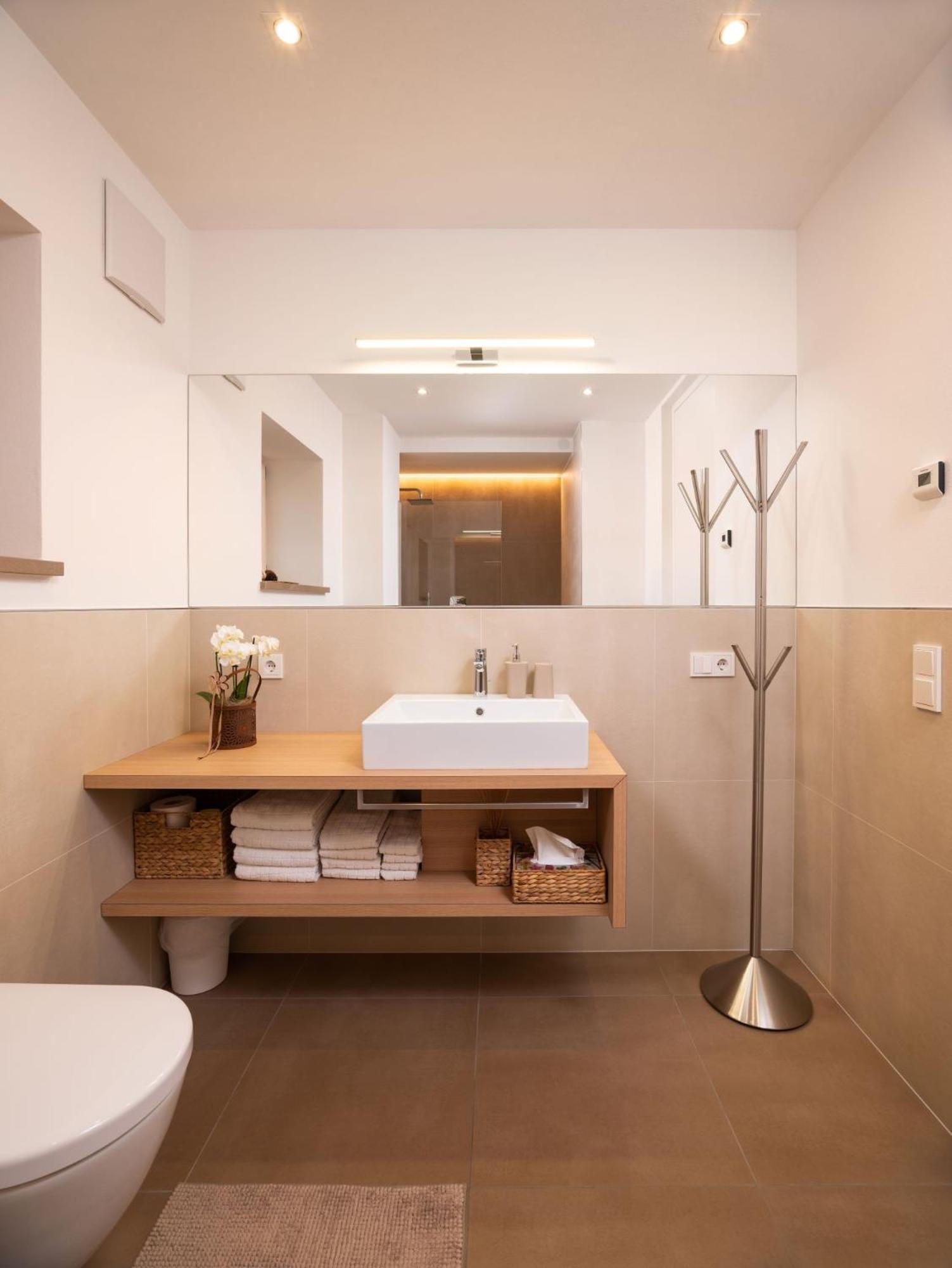 Ferienwohnung Haas Appiano Sulla Strada Del Vino Ngoại thất bức ảnh